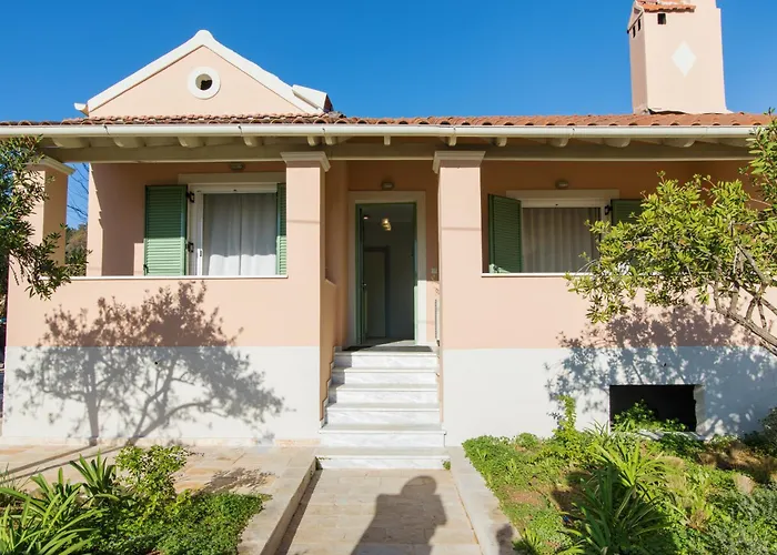 Lallo Living Villa Virósz