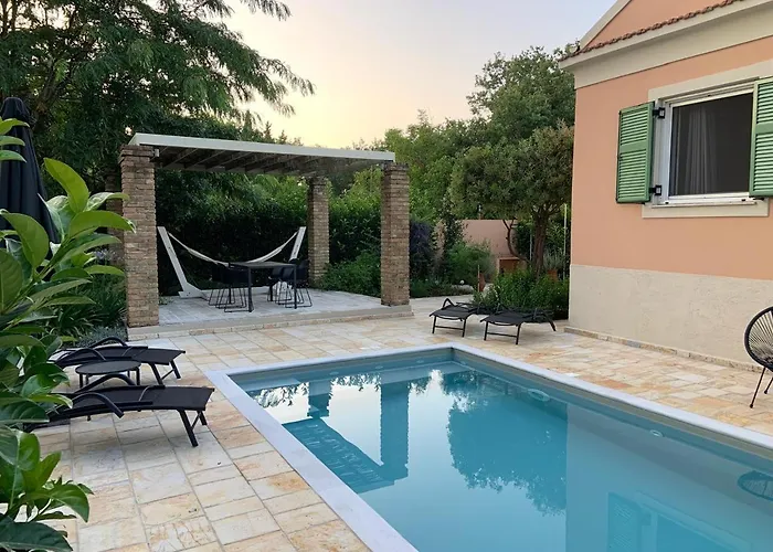 Lallo Living Villa Virósz